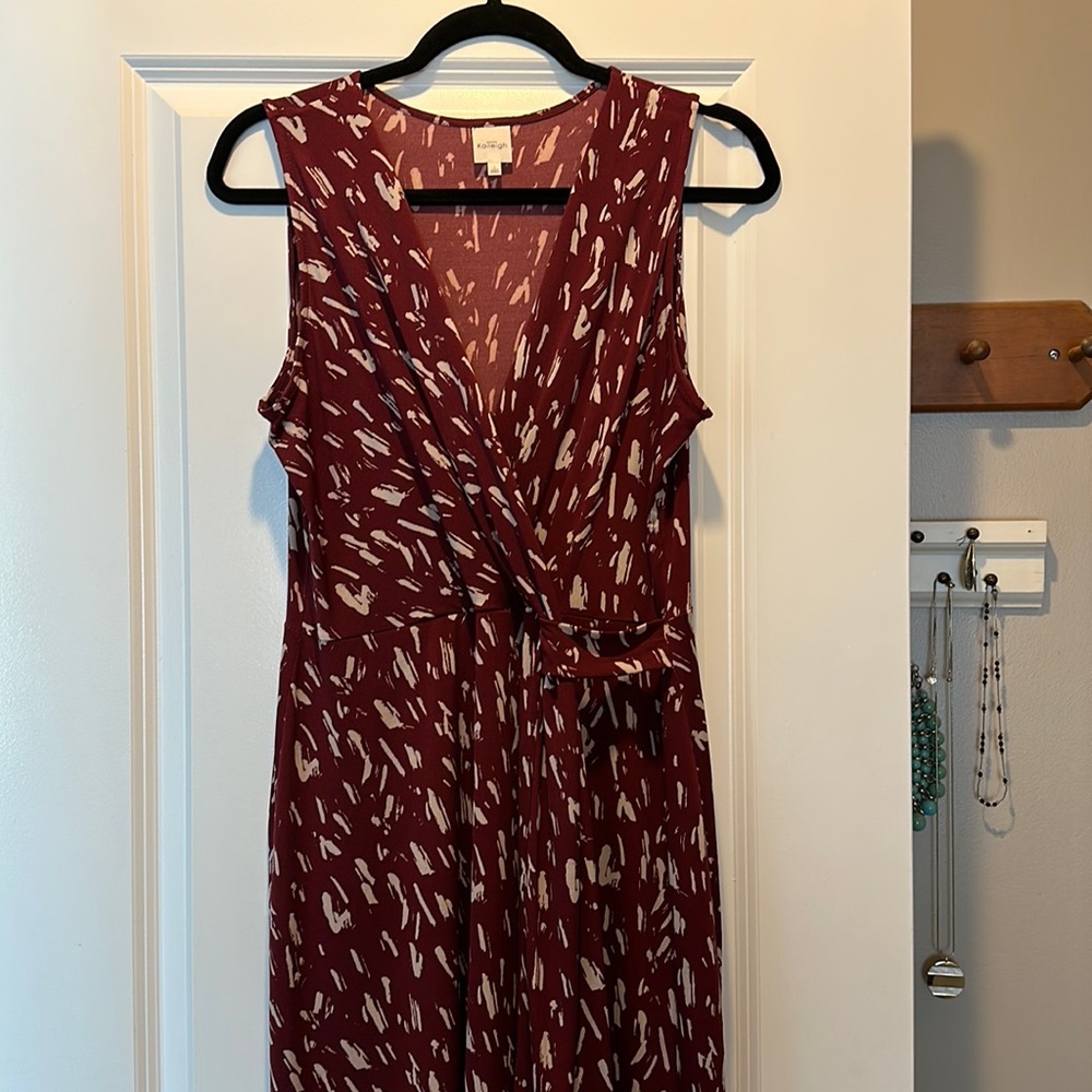 Kaileigh Burgundy and Cream Sleeveless Wrap Midi Dress